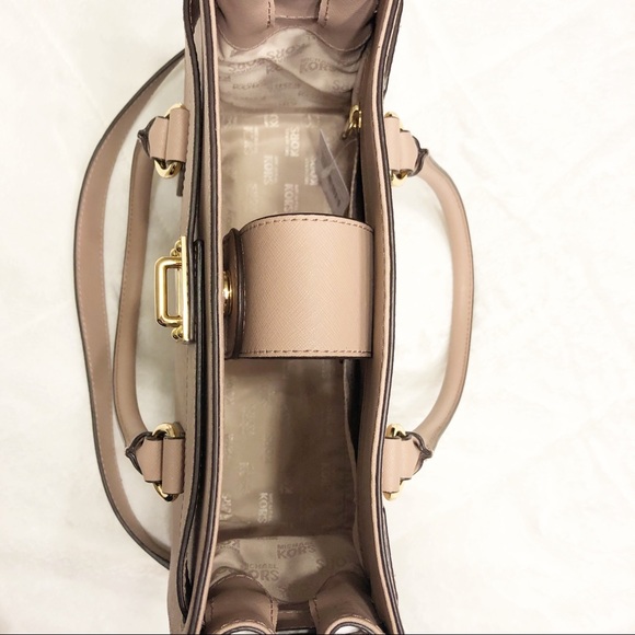 🛑 SOLD MICHAEL Michael Kors satchel - Picture 8 of 8